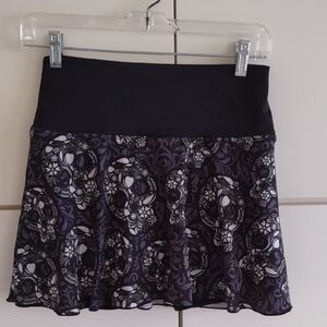 Lacoa Skort. Black and White Patterned Women's Skort